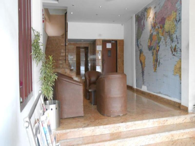 คิงส์ คราวน์ โฮเต็ล  Hotel โกลกาตา ภายนอก รูปภาพ
