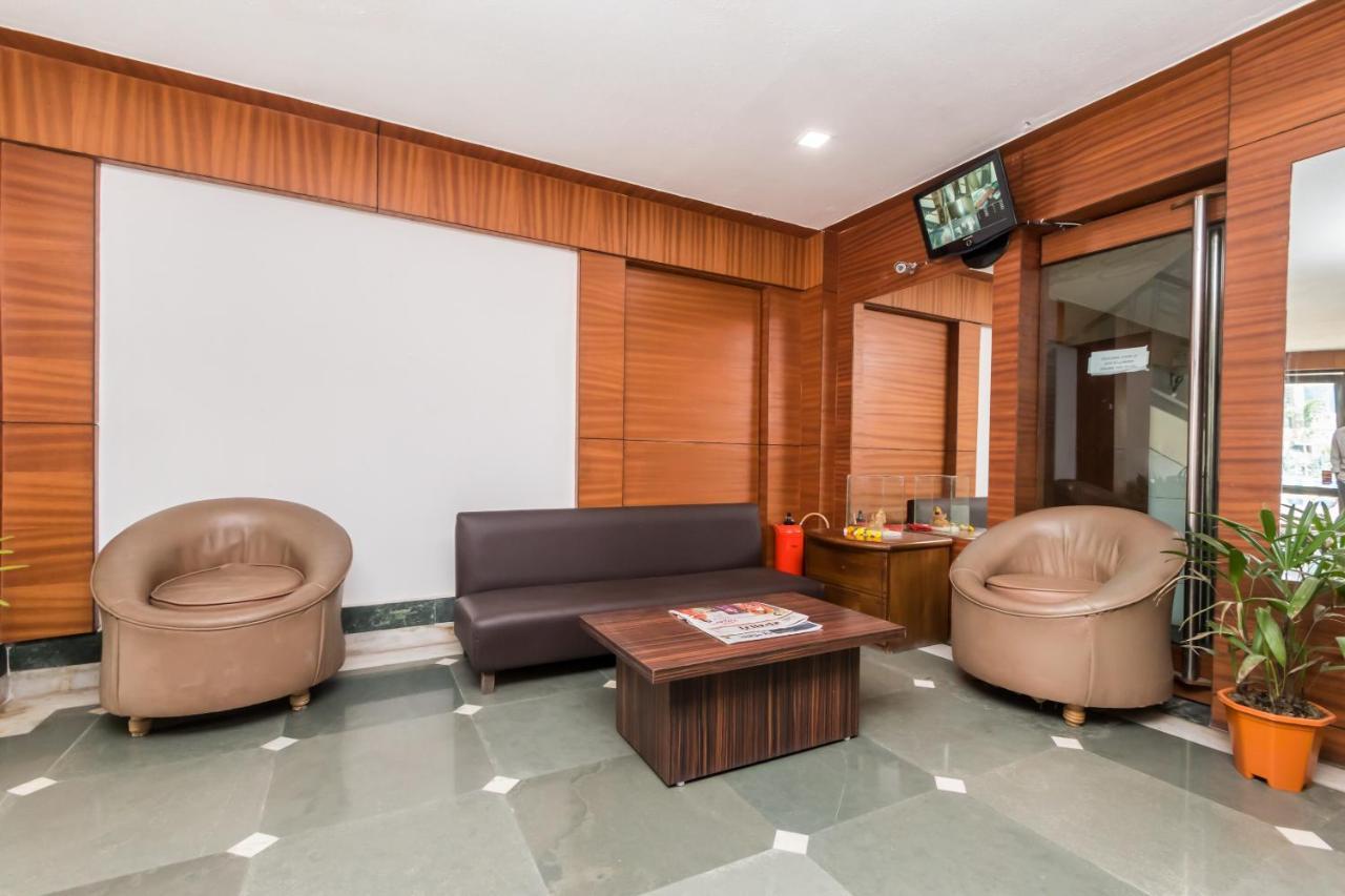 คิงส์ คราวน์ โฮเต็ล  Hotel โกลกาตา ภายนอก รูปภาพ